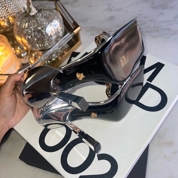 Versace Gold Medusa Chain Leather Sandal in Silver Mixed Metals - Picture 15 of 16